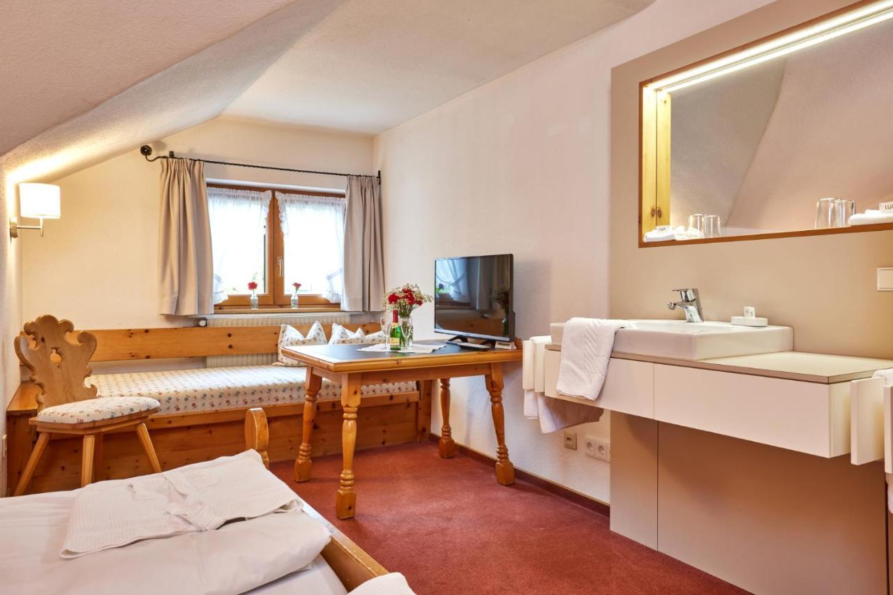 Gaestehaus Sonnenheim Митенвалд Екстериор снимка