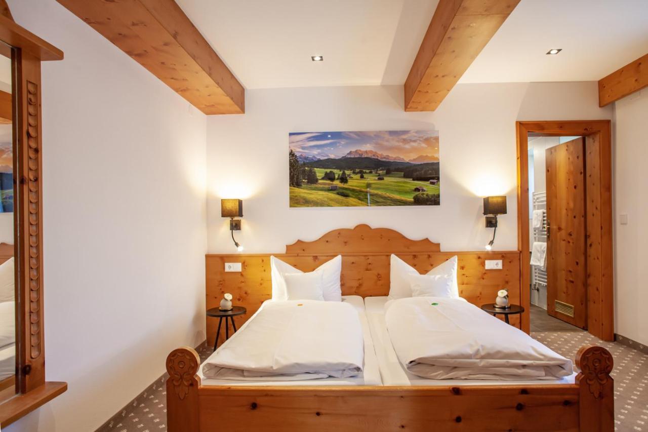 Gaestehaus Sonnenheim Митенвалд Екстериор снимка