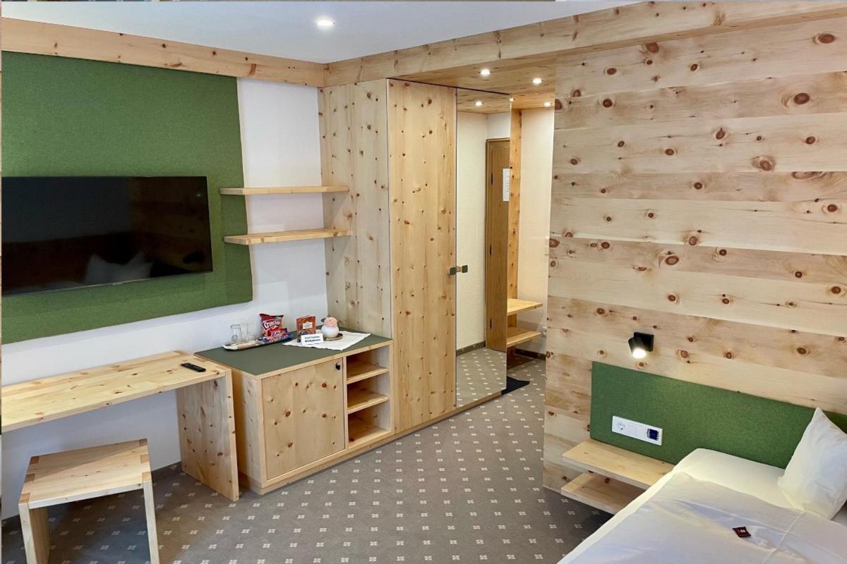 Gaestehaus Sonnenheim Митенвалд Екстериор снимка